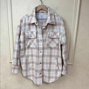 Fornia Snap Front Plaid Shacket Jacket size Medium